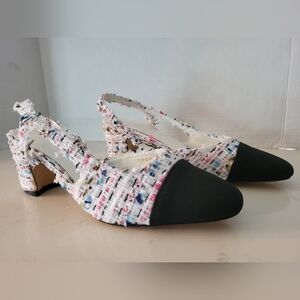 Tweed Slingback Pumps Heels White Grosgrain Black Cap Toe. NWOT.